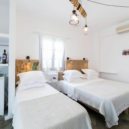 Evi Rooms Alikí Eksteriør billede