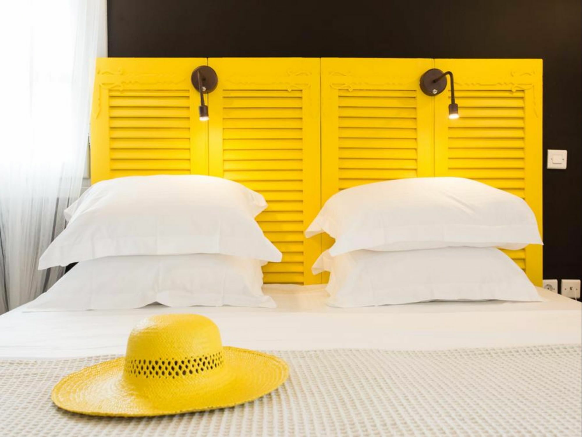 Evi Rooms Alikí Eksteriør billede